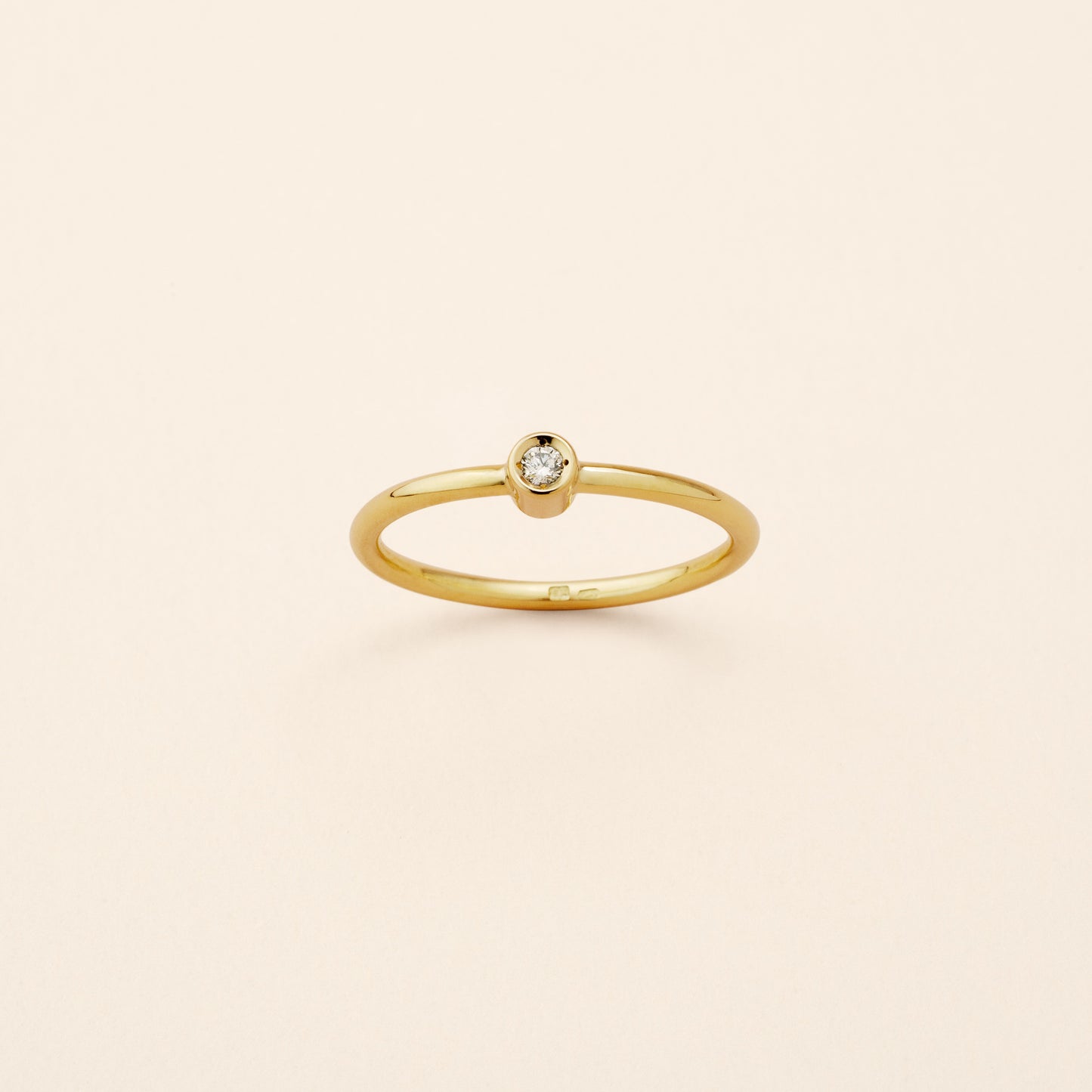 Prsten One s briliantem